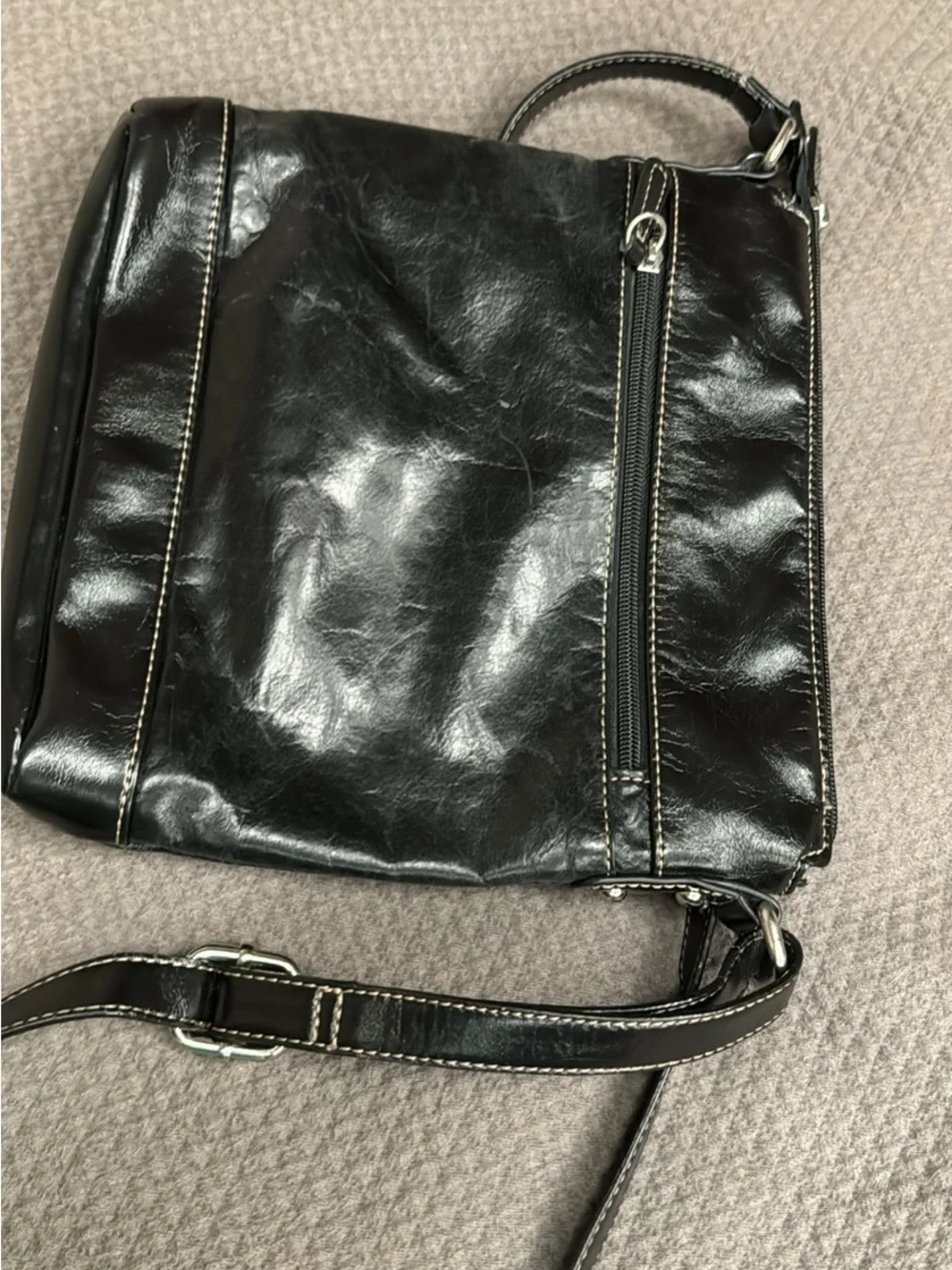 Black Leather Crossbody Bag with Front Pocket Gianni Binni
